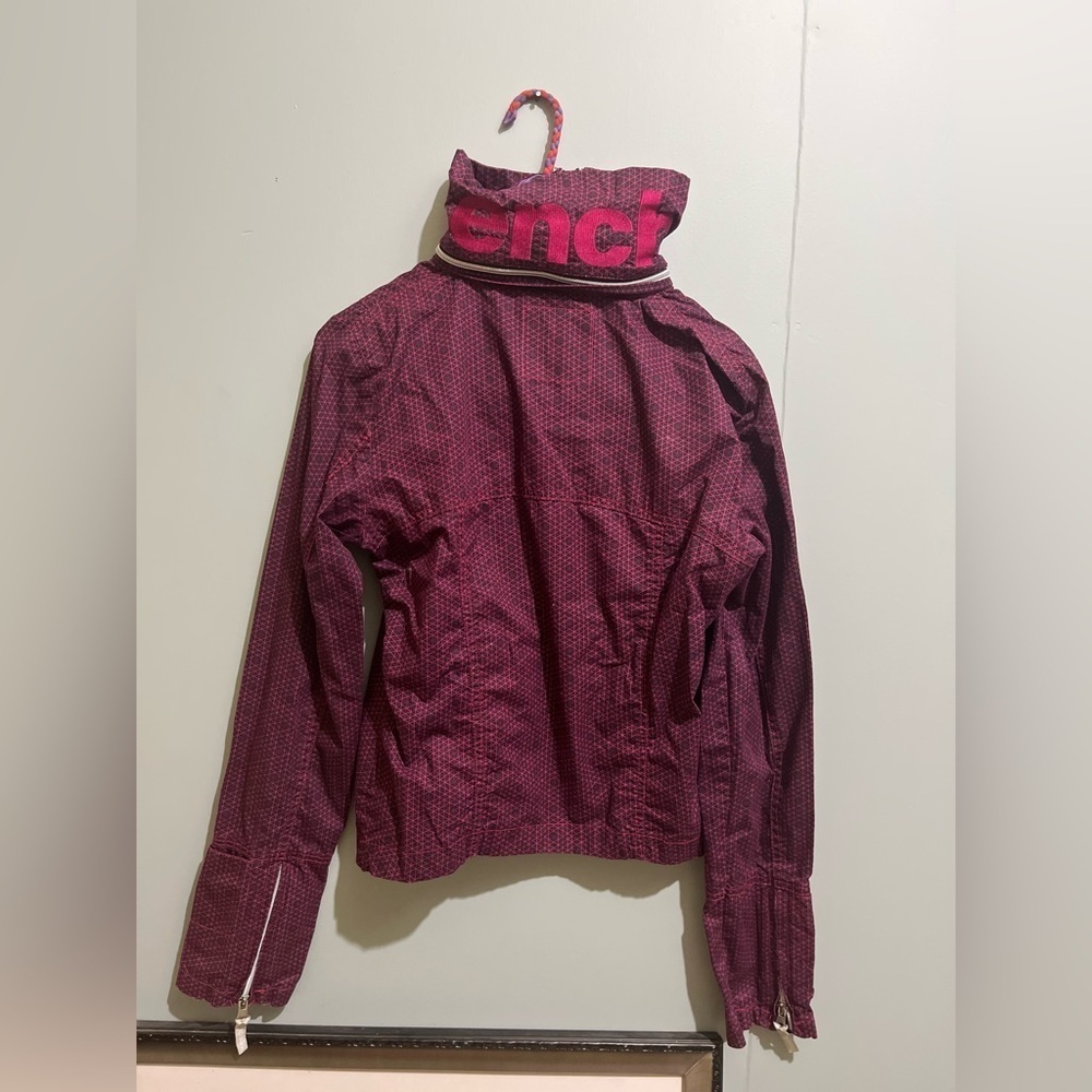 Bench Purple Geometric Women’s Jacket- Perfect Style & Function! Size Small - Picture 4 of 10